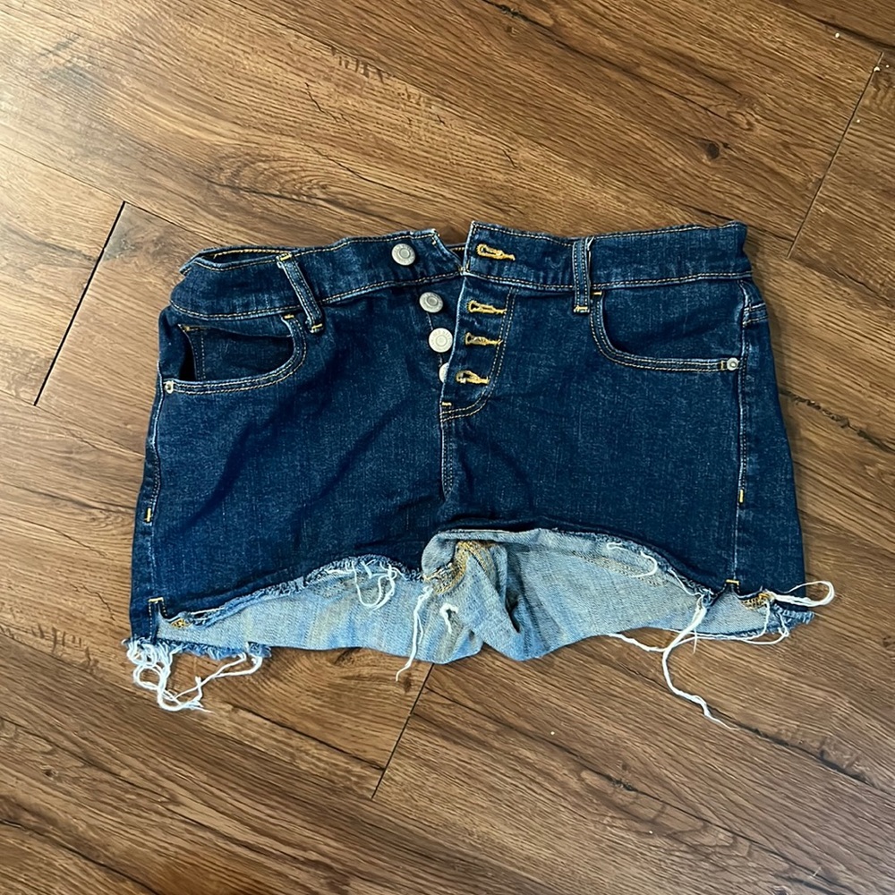 boyfriend jeans - size 6